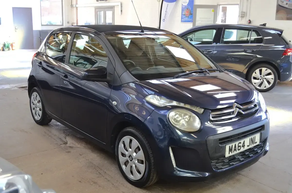 Used Citroën C1 Feel 68 HP (50 kW) 2014 Blue Hatchback