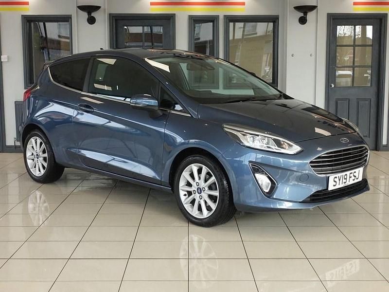 Blue Used 2019 Ford Fiesta Titanium Hatchback | £10,870 (Good price) - Image 1/4