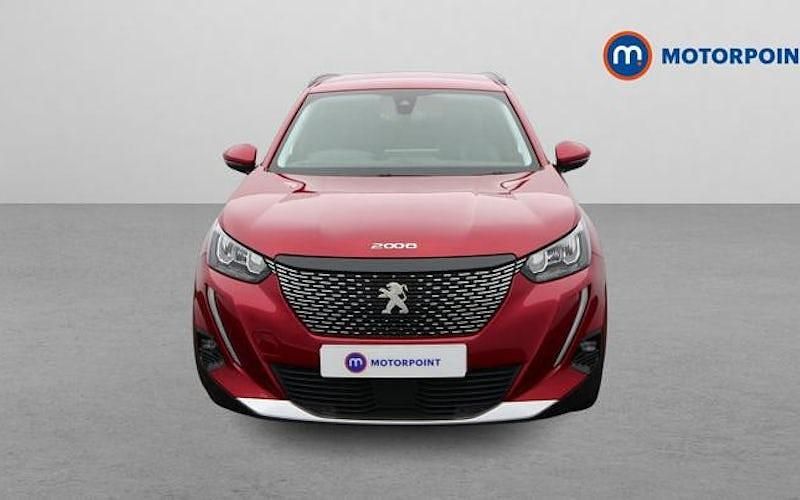 Begagnad Peugeot 2008 Allure Premium 101 HK (74 kW) 2022 SUV