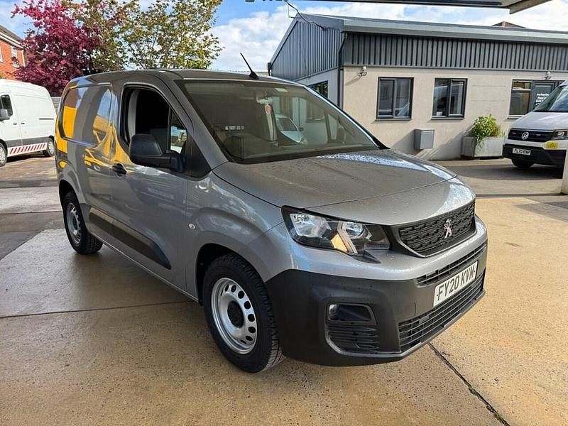 Used Peugeot Partner 131 HP (96 kW) 2020 Grey MPV
