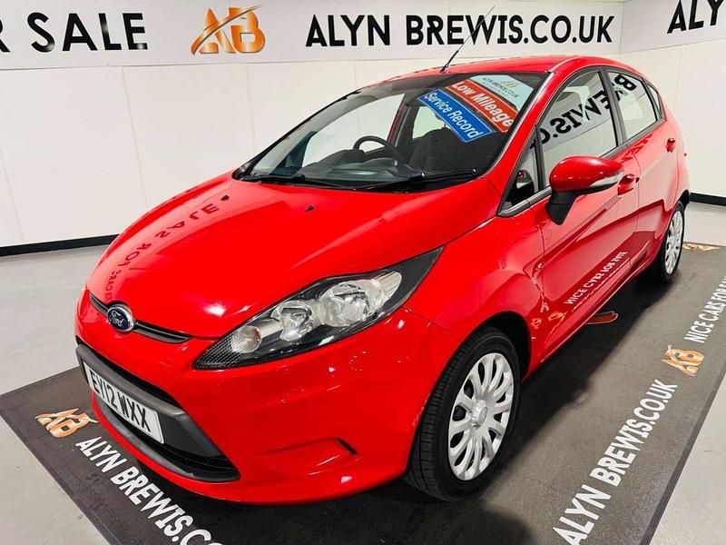 Used Ford Fiesta 82 HP (60 kW) 2012 Red Hatchback