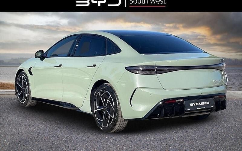 New BYD Seal Design 230 kW (313 HP) 2026 Sedan