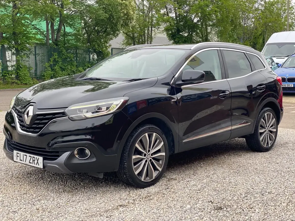 Usado Renault Kadjar Signature S 110 HP (80 kW) 2017 Preto SUV