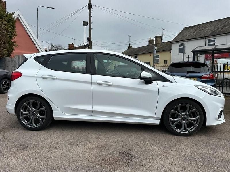 Used Ford Fiesta ST-Line 140 HP (102 kW) 2018 White Hatchback