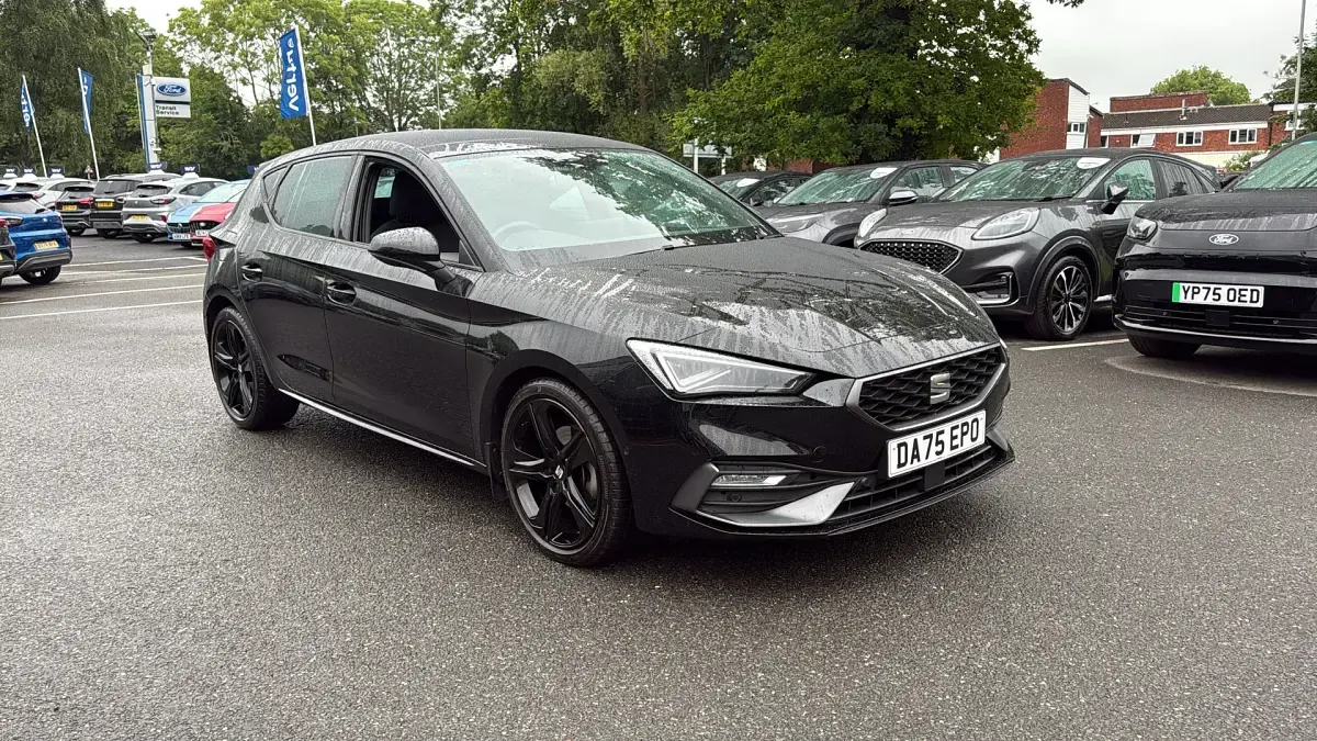Used Seat Leon Black Edition 150 HP (110 kW) 2025 Black Hatchback