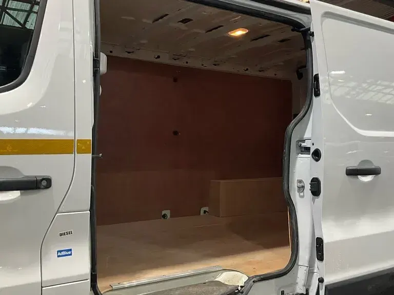Used Renault Trafic 130 HP (95 kW) 2023 White