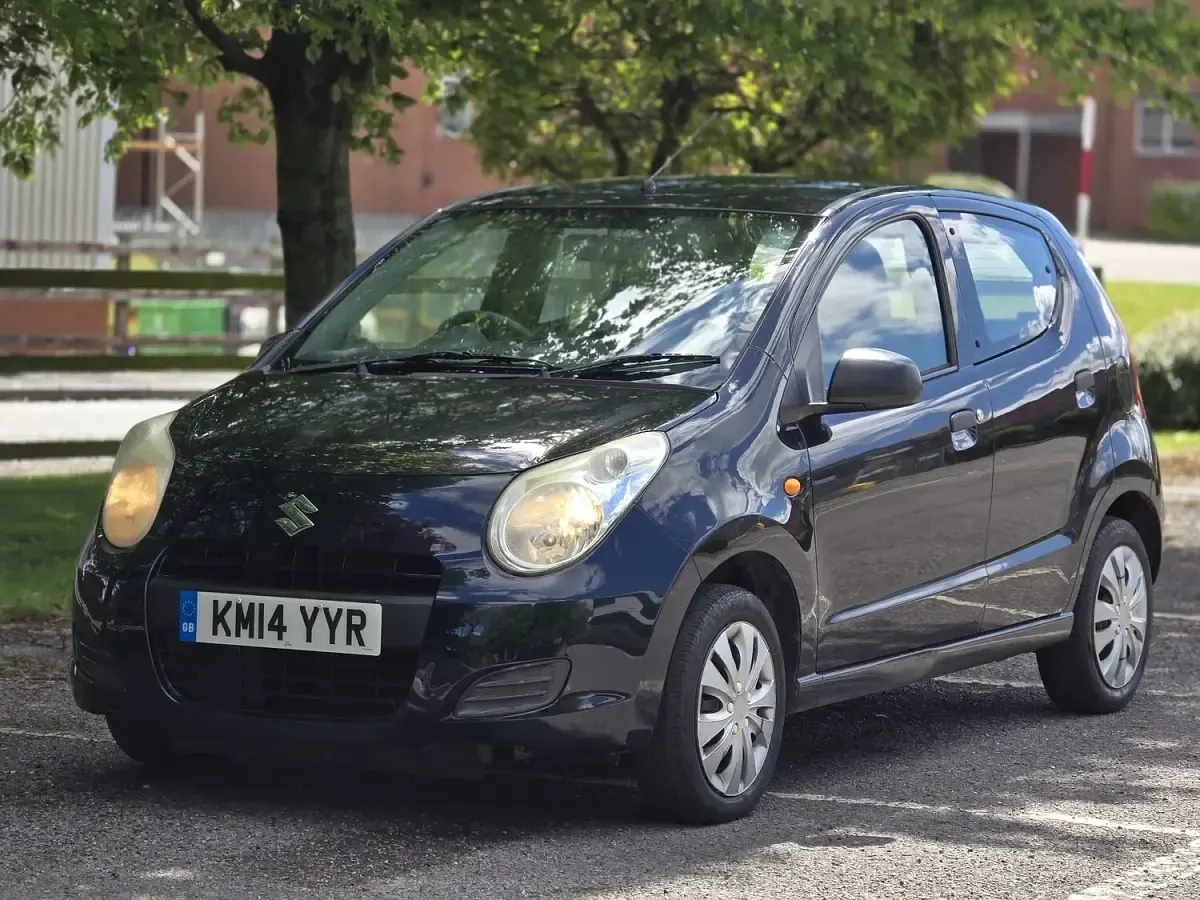 Used Suzuki Alto 68 HP (50 kW) 2014 Black Hatchback