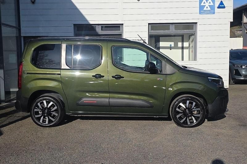 Used Citroën e-Berlingo 98 kW (134 HP) 2025 Green MPV