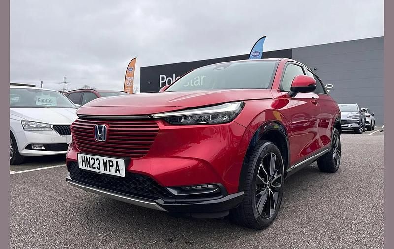 Used Honda HR-V Advance 131 HP (96 kW) 2023 Red SUV