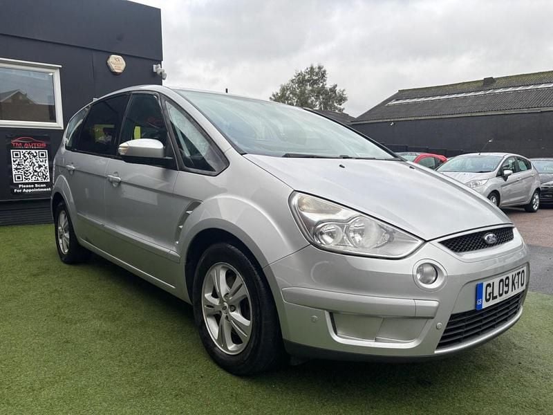 Used Ford S-MAX Zetec 2009 Silver MPV