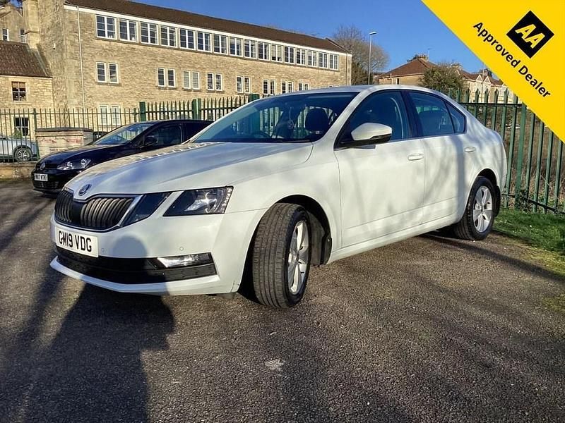 Used Skoda Octavia SE Technology 115 HP (84 kW) 2019 White Hatchback