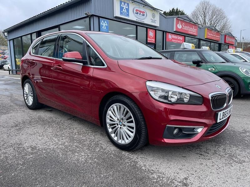Used BMW 218 Luxury Line 2016 Red Hatchback