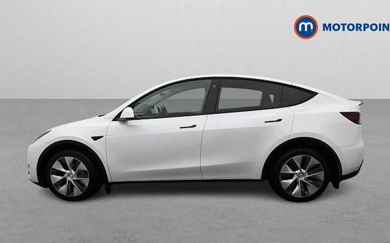 Used Tesla Model Y Long Range AWD 286 kW (389 HP) 2025 SUV