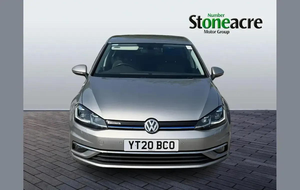 Used VW Golf VIII Edition 128 HP (94 kW) 2020 Silver Hatchback