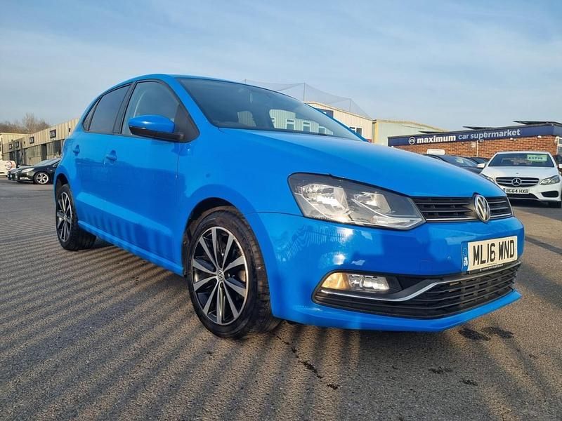 Used VW Polo SE 75 HP (55 kW) 2016 Blue Hatchback