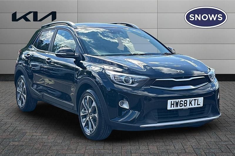Midnight black Used 2018 Kia Stonic 3 SUV | £8,495 (Fair price) - Image 1/4