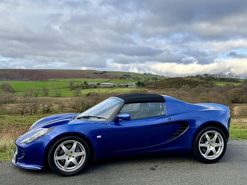 Used Lotus Elise 192 HP (141 kW) 2004 Blue Cabriolet