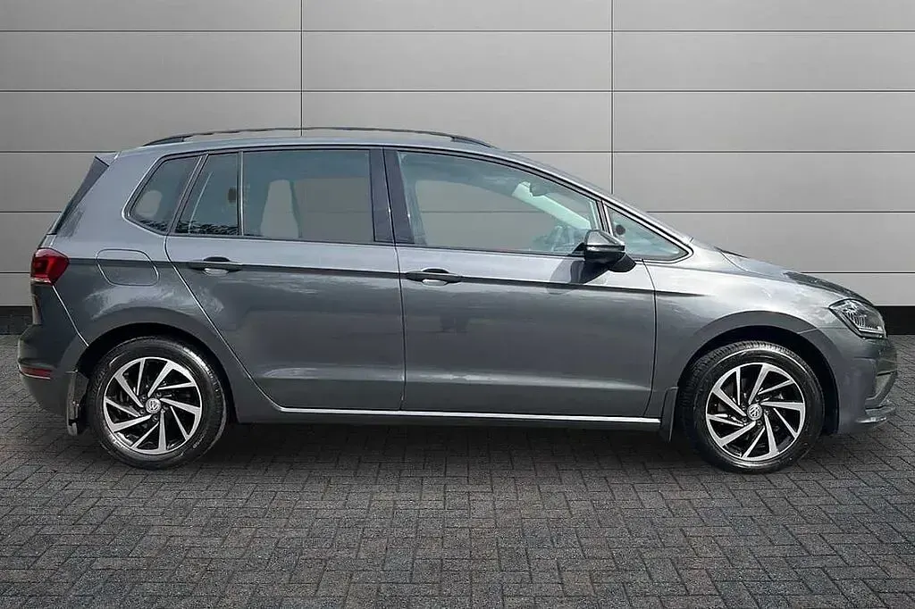 Used VW Golf Plus Cross 150 HP (110 kW) 2020