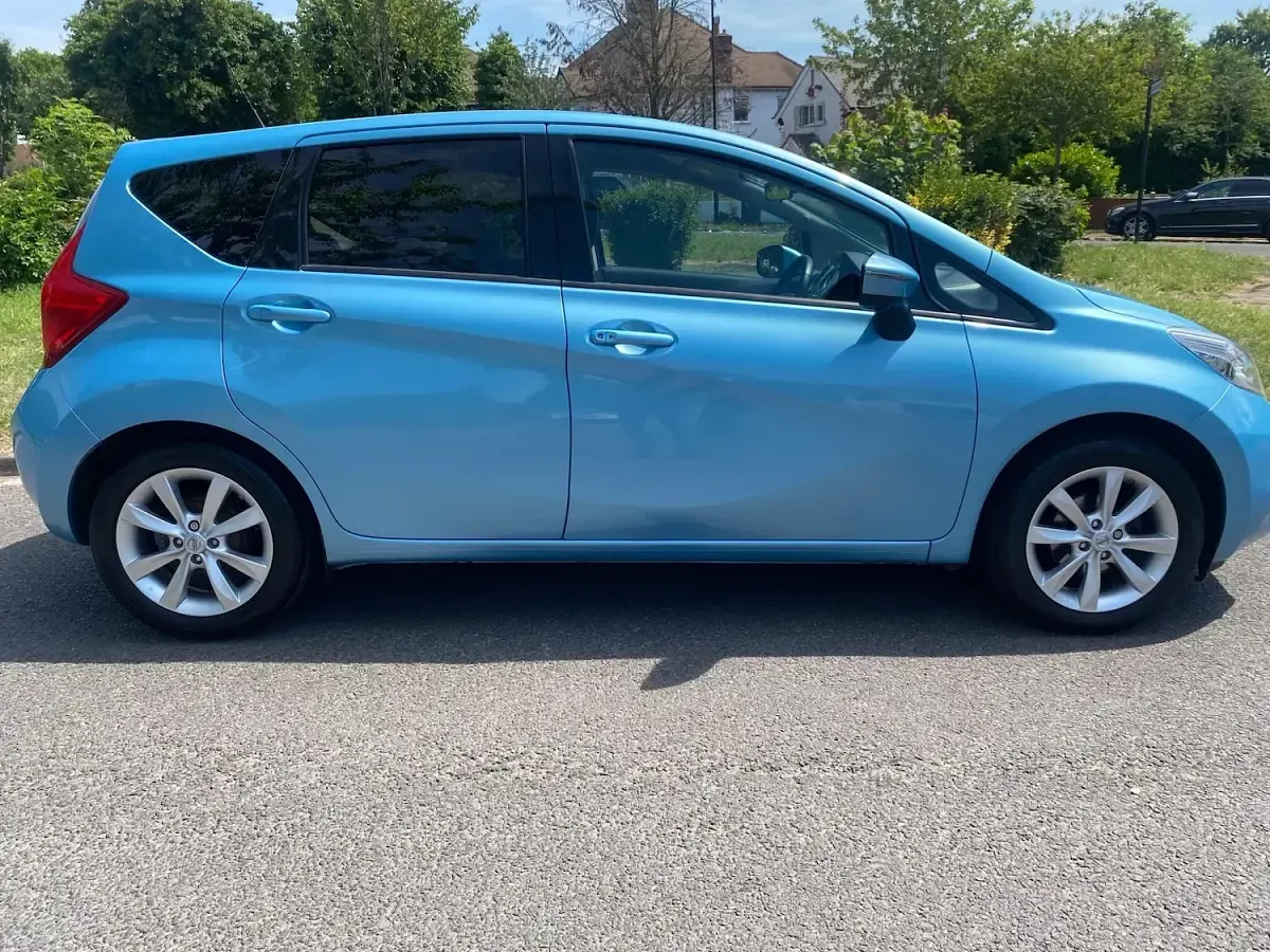 Used Nissan Note S 98 HP (72 kW) 2015 Blue Hatchback