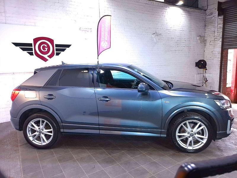 Used Audi Q2 S-Line 150 HP (110 kW) 2017 Grey SUV
