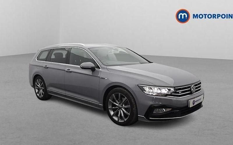 Used VW Passat R-line 150 HP (110 kW) 2022 Grey Estate