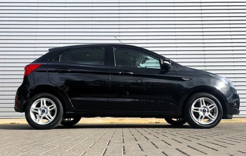 Used Ford Ka Plus Zetec 70 HP (51 kW) 2016 Black Hatchback