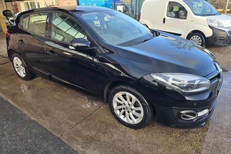 Used Renault Mégane III Dynamique 110 HP (80 kW) 2014 Black Hatchback