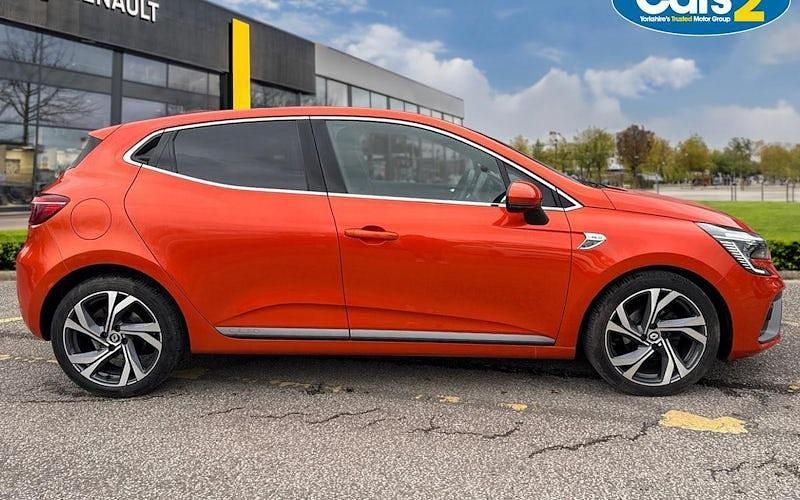 Used Renault Clio V RS Line 90 HP (66 kW) 2023 Hatchback