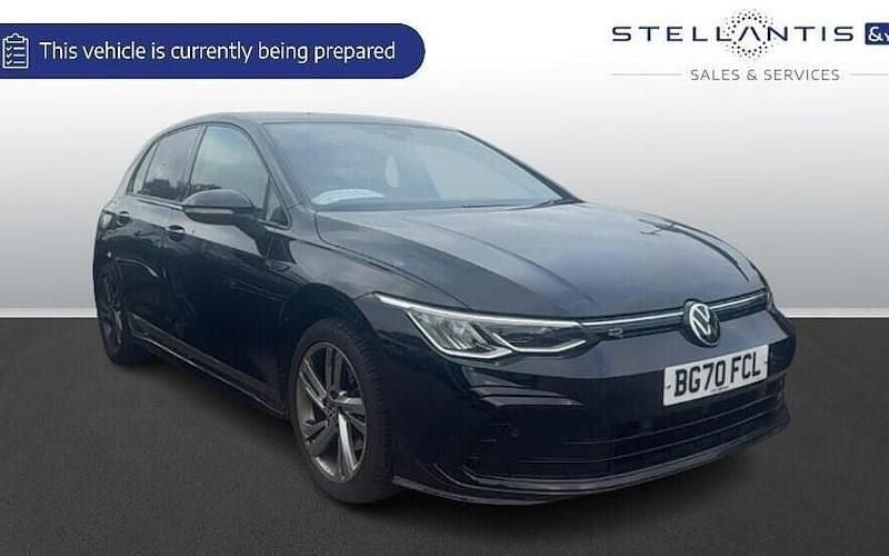 Used 2024 VW Golf VIII R-line Hatchback | £16,902 (Super price) - Image 1/1