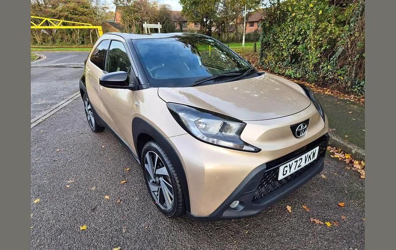 Beige Used 2022 Toyota Aygo X SUV | £14,399 - Image 1/4
