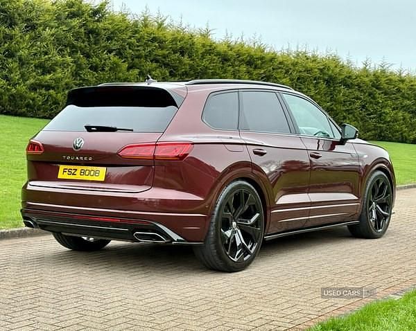 Used VW Touareg Black Edition 286 HP (210 kW) 2022 Red SUV