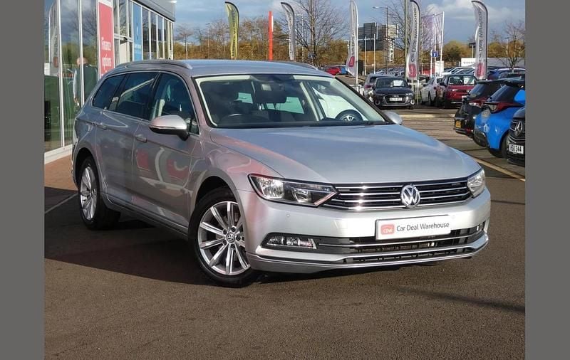 Silver Used 2015 VW Passat Business Estate | £10,299 (Good price) - Image 1/4
