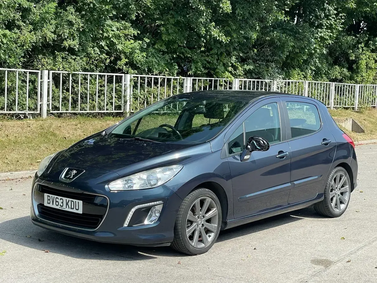 Used Peugeot 308 Active 2013 Blue Hatchback