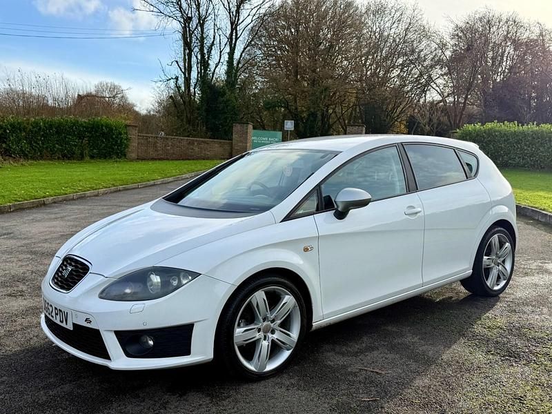 White Used 2012 Seat Leon FR Hatchback | £4,850 (Good price) - Image 1/4
