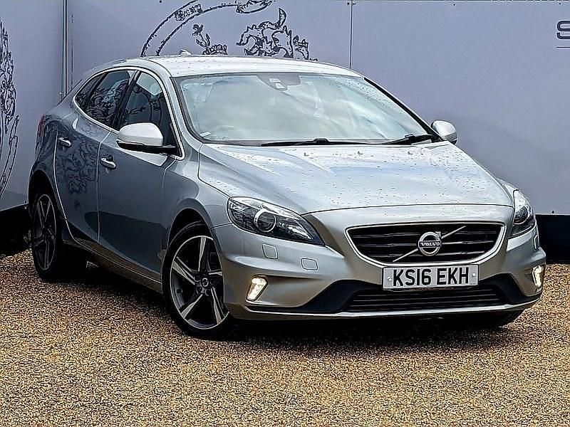 Silver Used 2016 Volvo V40 R-Design Estate | £8,595 (Fair price) - Image 1/4