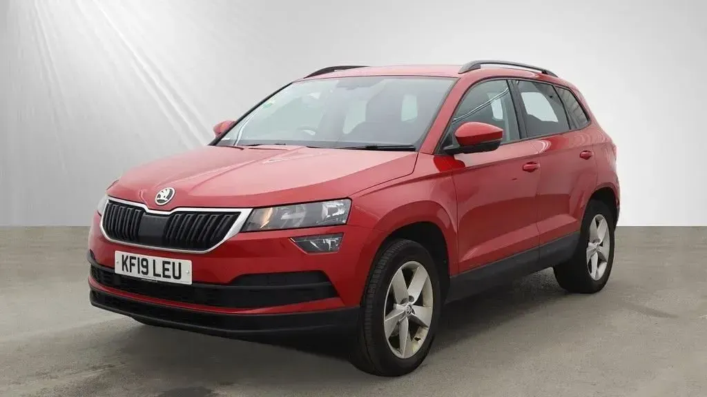 Used Skoda Karoq SE 150 HP (110 kW) 2019 Red SUV