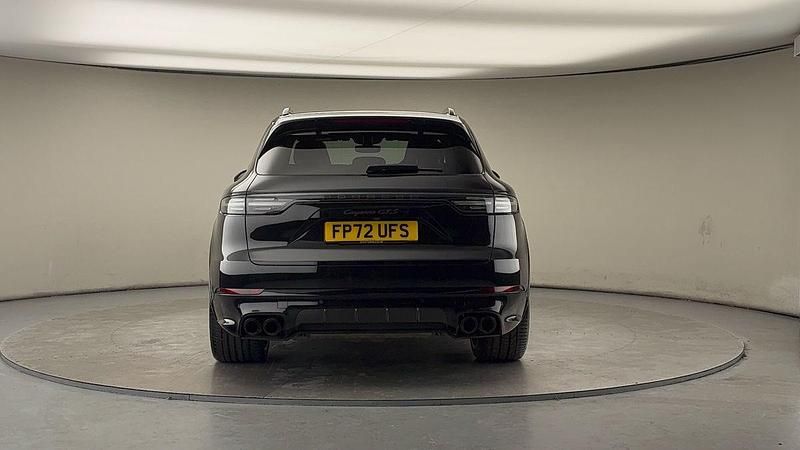 Usado Porsche Cayenne 460 HP (338 kW) 2022 Preto SUV