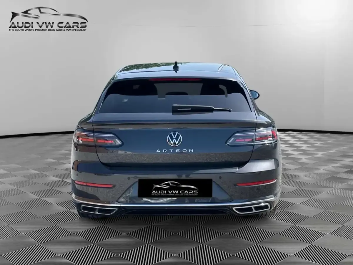 Używany VW Arteon R-line 2022 Szary Kombi