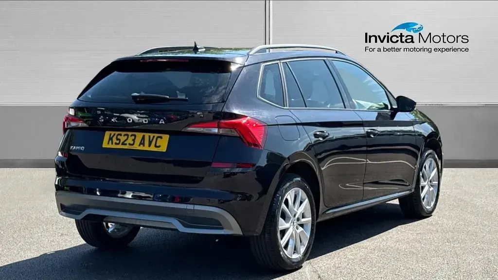 Used Skoda Kamiq SE Drive 110 HP (80 kW) 2023 Black SUV