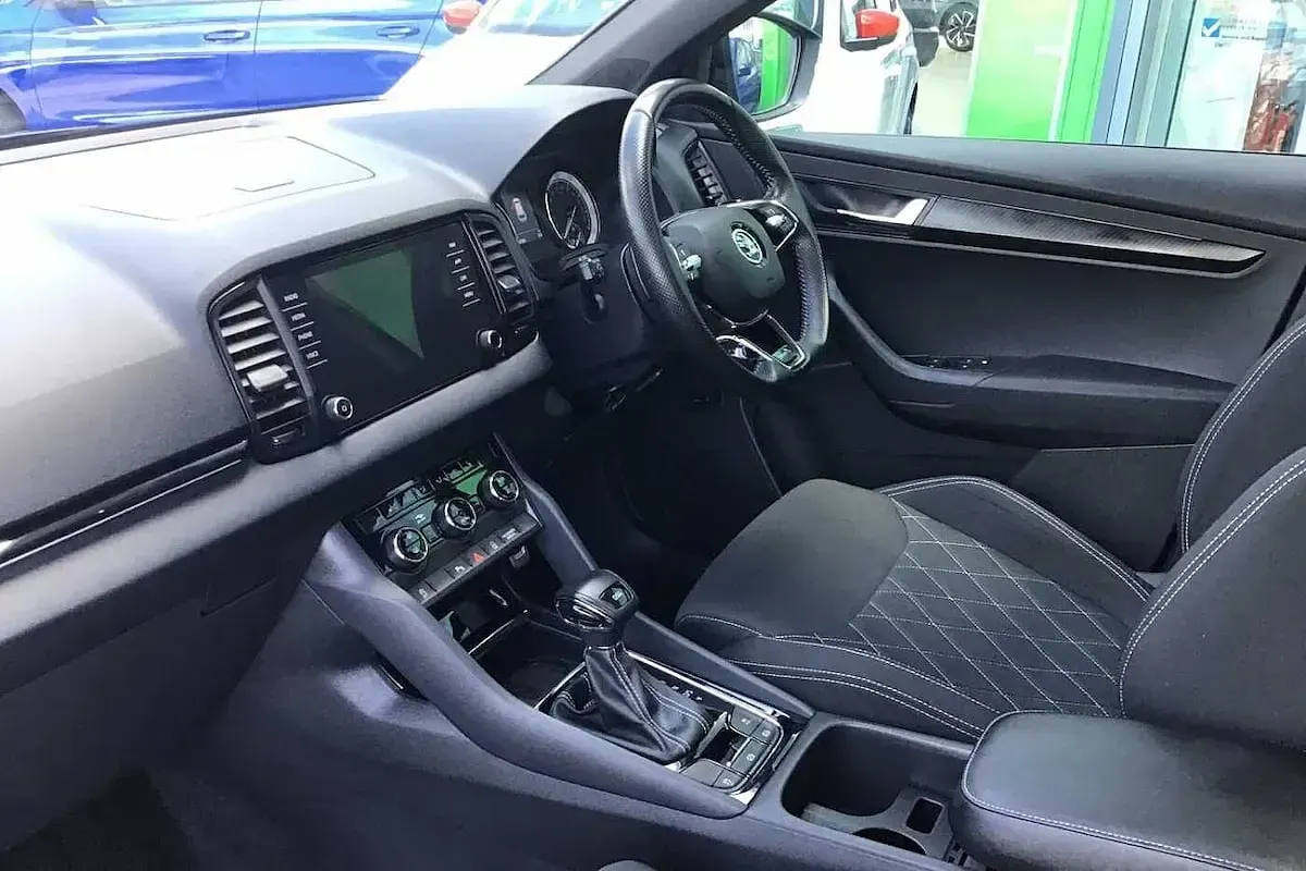 Used Skoda Karoq SportLine 110 HP (80 kW) 2022 Black magic pearl effect SUV