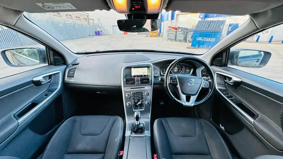 Used Volvo XC60 SE 181 HP (133 kW) 2014 Grey SUV