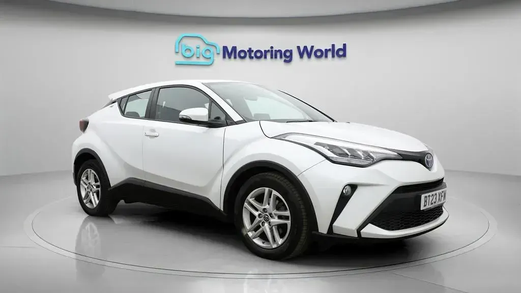 Used Toyota C-HR 122 HP (89 kW) 2023 SUV