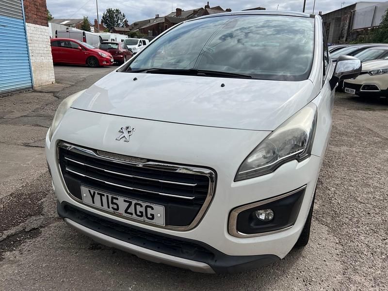 Used Peugeot 3008 Allure 2015 White Hatchback
