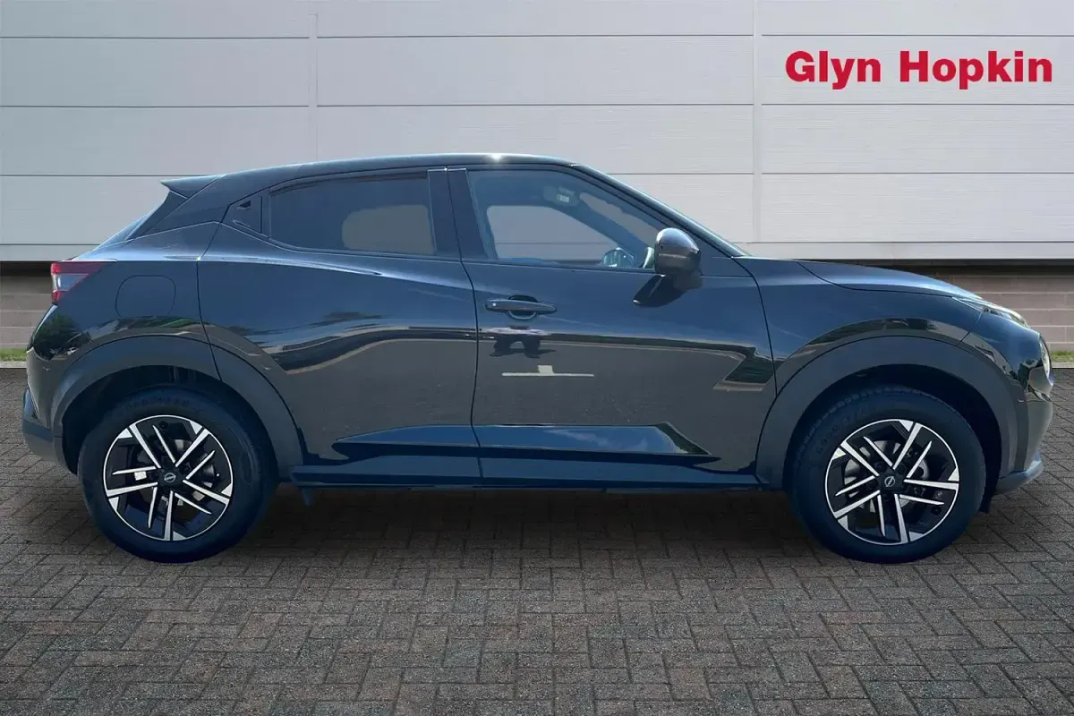 Used Nissan Juke N-Connecta 143 HP (105 kW) 2025 Black SUV