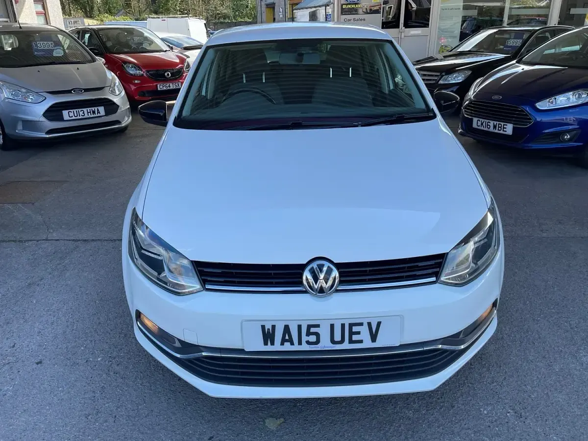 Used VW Polo Design 2015 White Hatchback