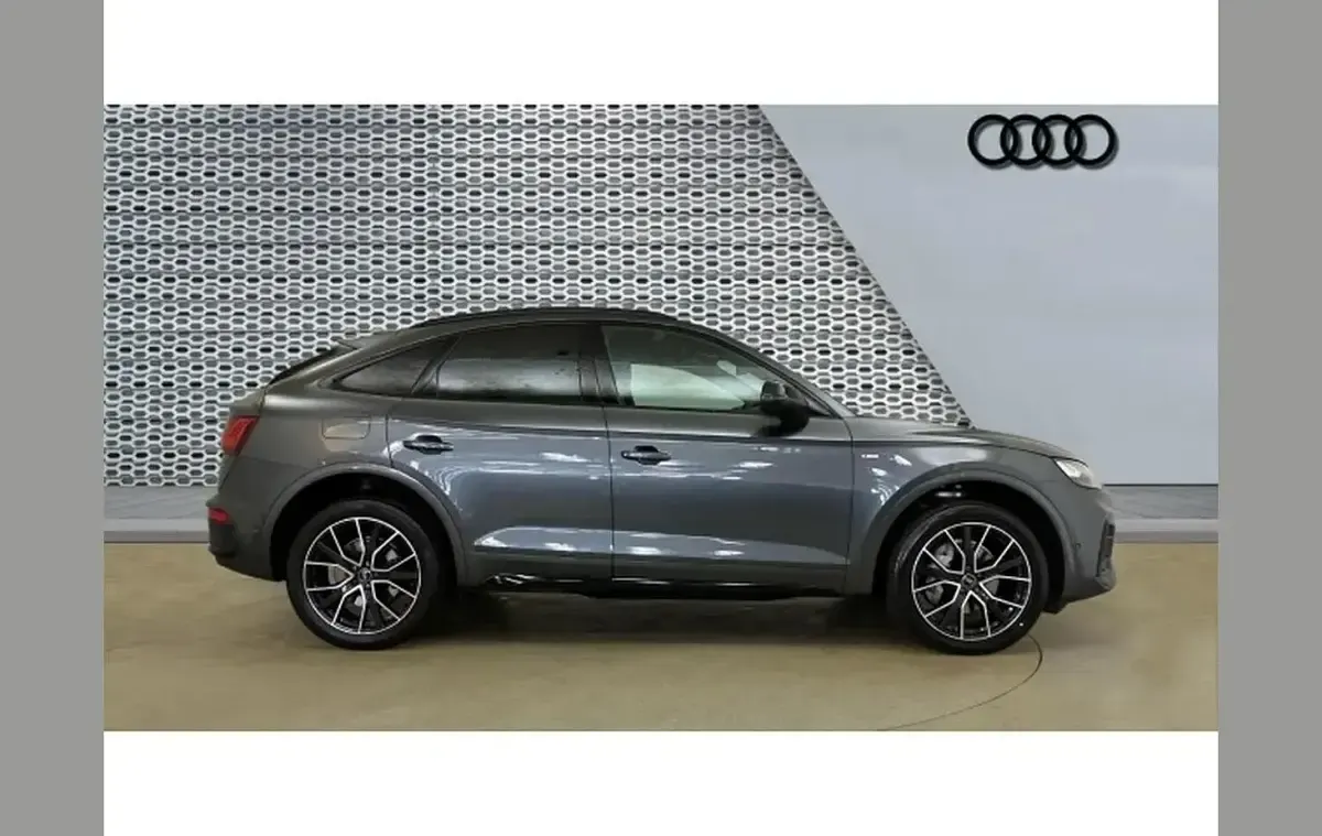 Used Audi Q5 Sportback Black Edition 268 HP (197 kW) 2024 Grey SUV