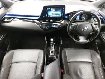Used Toyota C-HR 122 HP (89 kW) 2017 Silver SUV