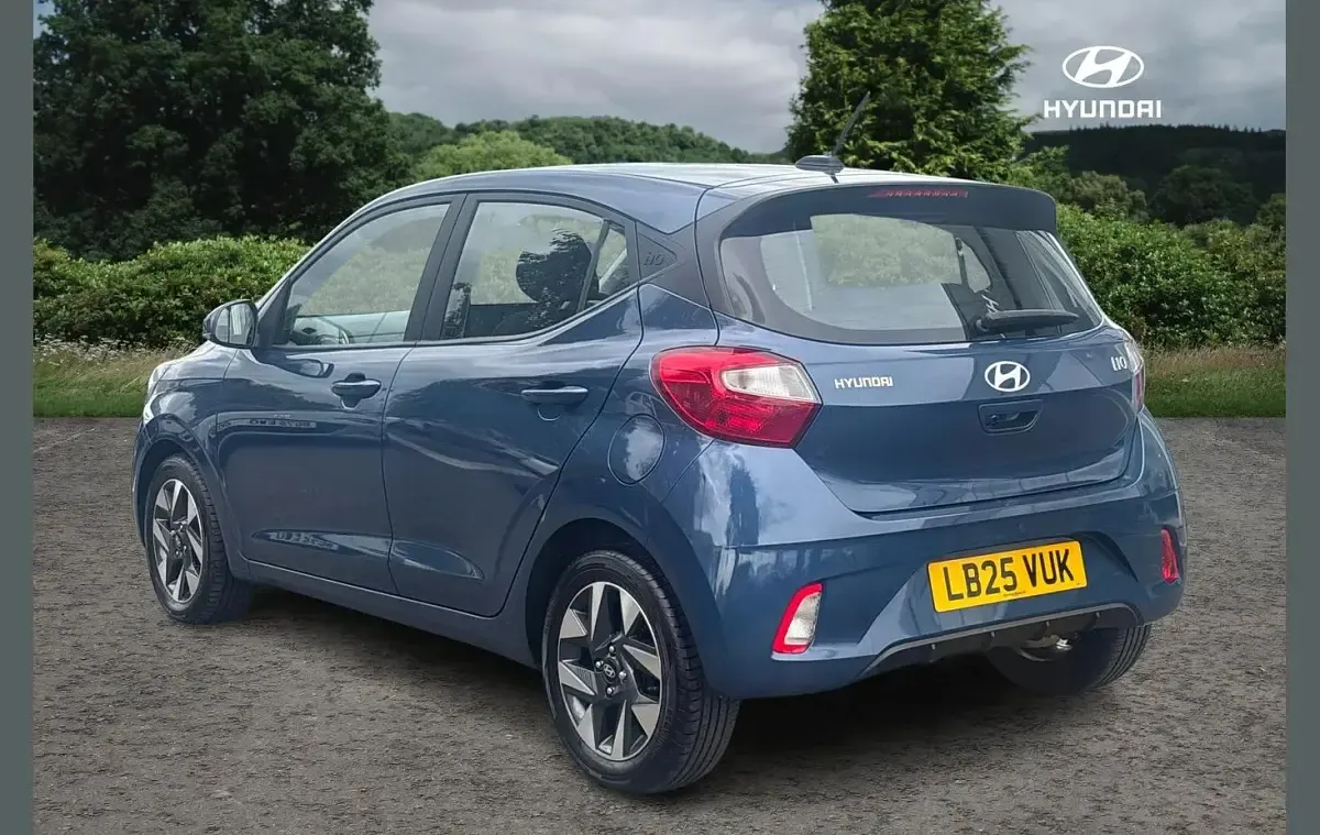 Usado Hyundai i10 Advanced 62 HP (45 kW) 2025 Azul Citadino