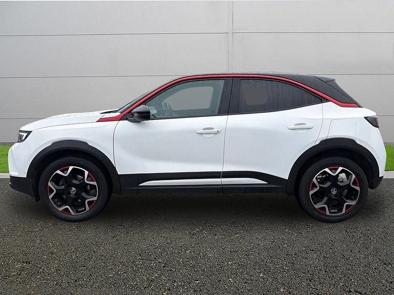 Used Vauxhall Mokka SRi 2022 White jade SUV