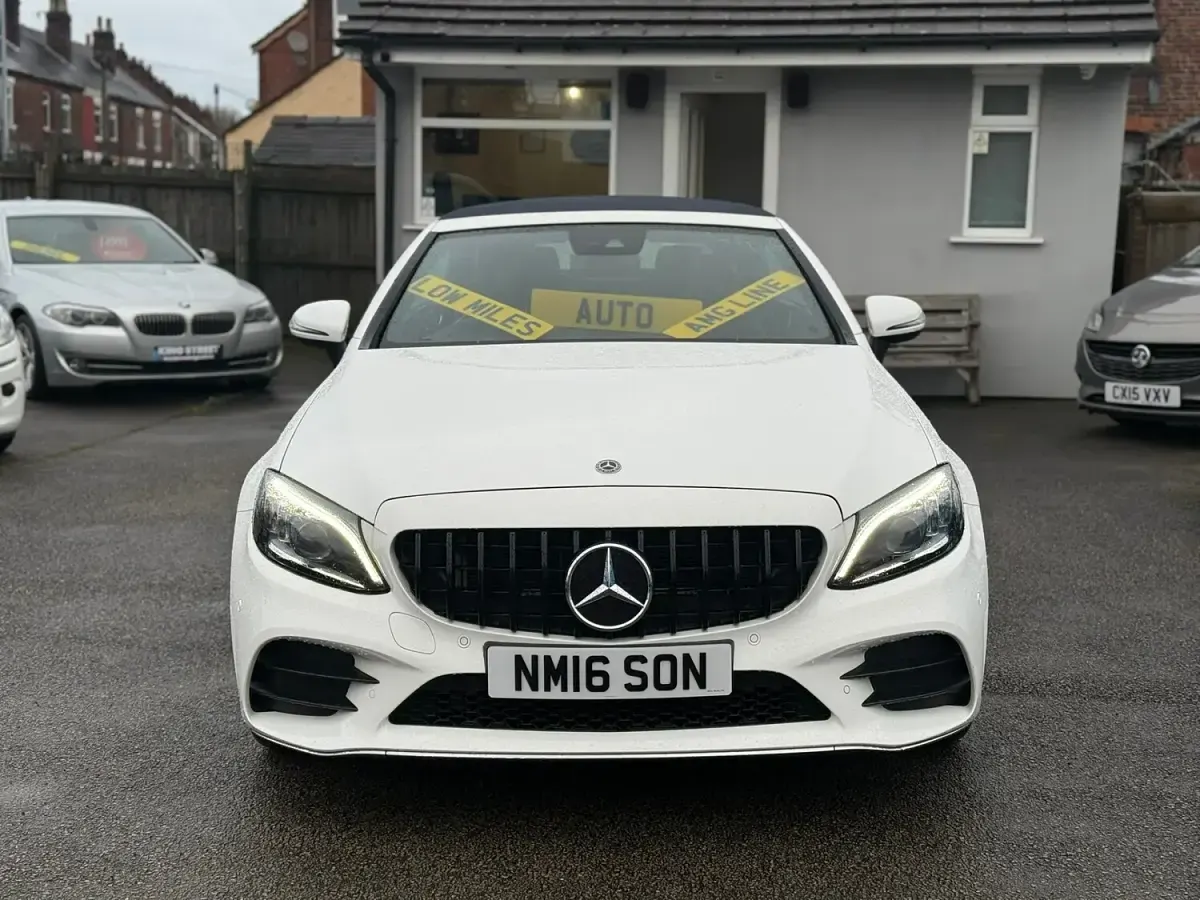 Used Mercedes C300 AMG Line Premium 245 HP (180 kW) 2018 White Cabriolet